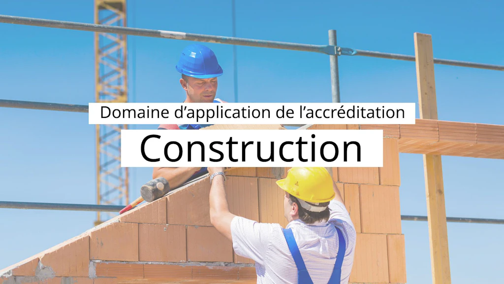 Des maçons au travail