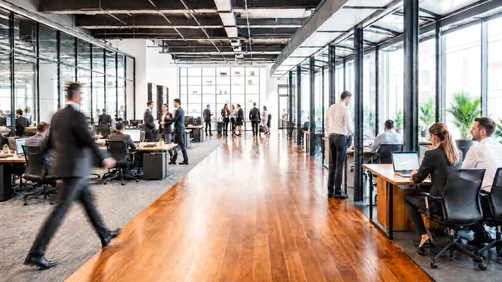 Szene aus einen Open Space Büro.