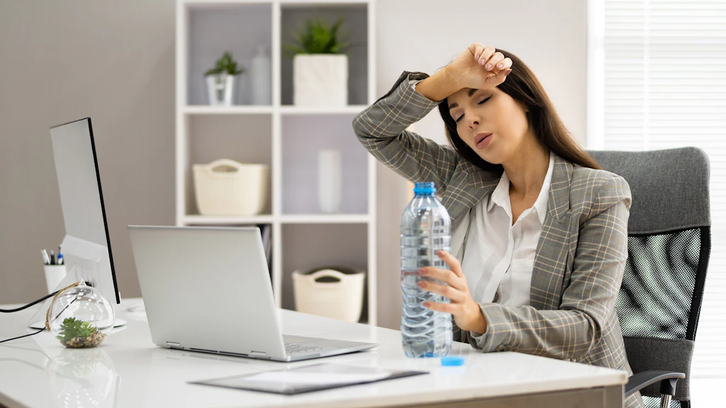 Travailler en été : au soleil par fortes chaleurs - Travaux de bureau