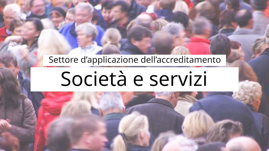Gruppo di persone fotografato dall'alto